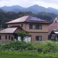 寄棟屋根への太陽光発電